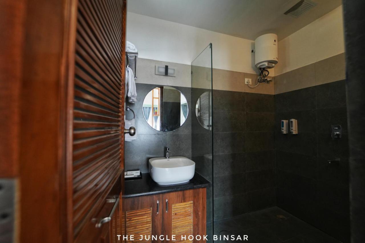 מלון אלמורה The Jungle Hook Binsar מראה חיצוני תמונה