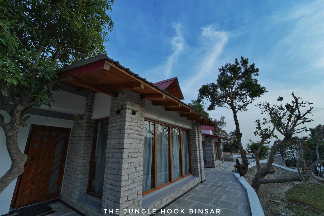 מלון אלמורה The Jungle Hook Binsar מראה חיצוני תמונה