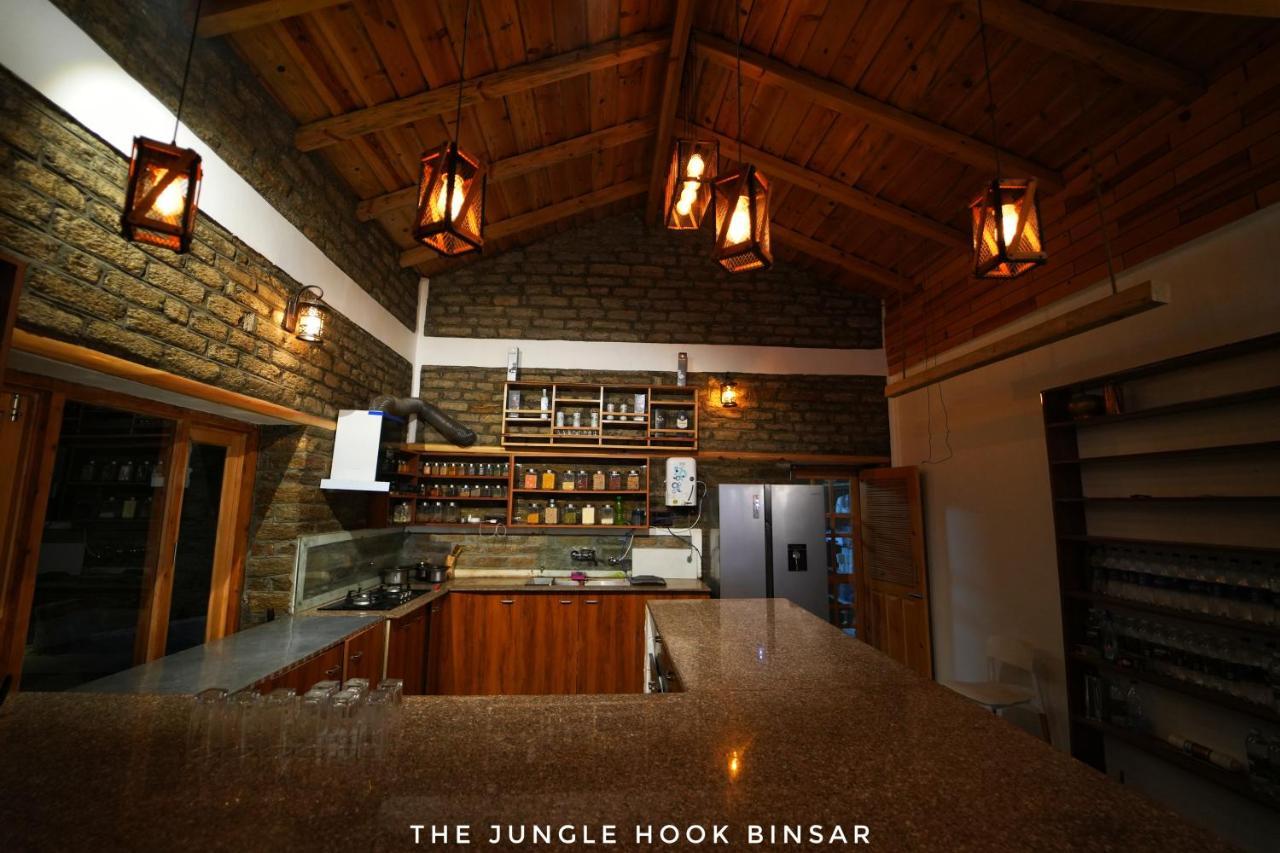 מלון אלמורה The Jungle Hook Binsar מראה חיצוני תמונה