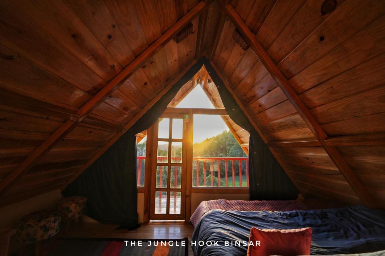 מלון אלמורה The Jungle Hook Binsar מראה חיצוני תמונה
