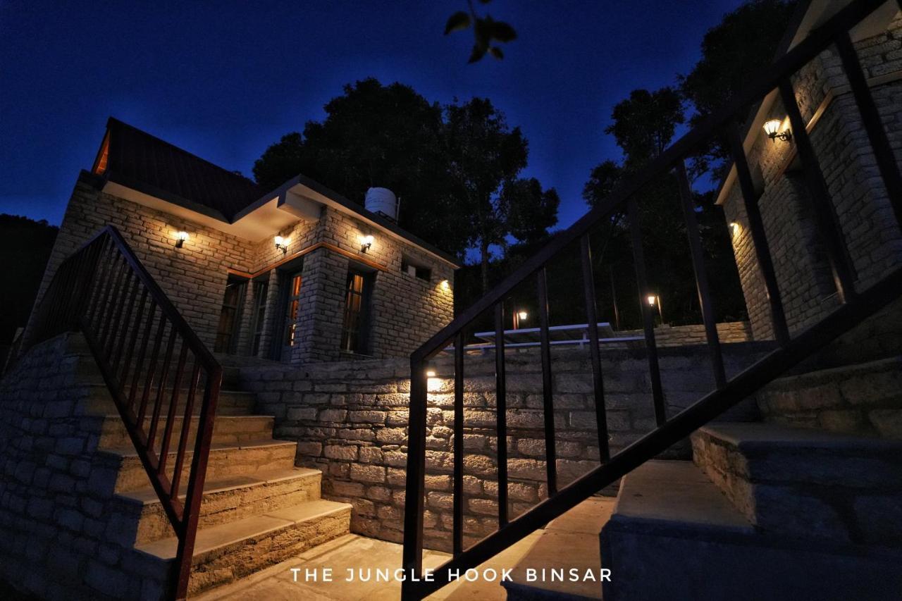 מלון אלמורה The Jungle Hook Binsar מראה חיצוני תמונה